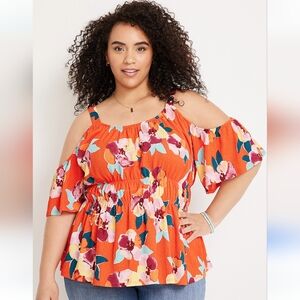 NWOT Maurices floral cold shoulder peplum top